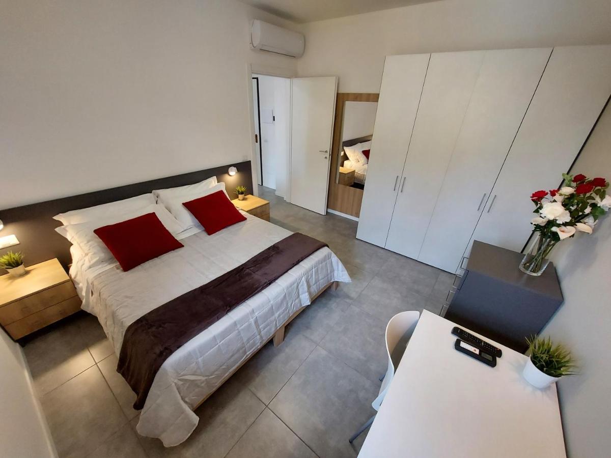 Residenza Delizia Camere & Appartamenti "Residenze Del Cuore" Verona Ngoại thất bức ảnh