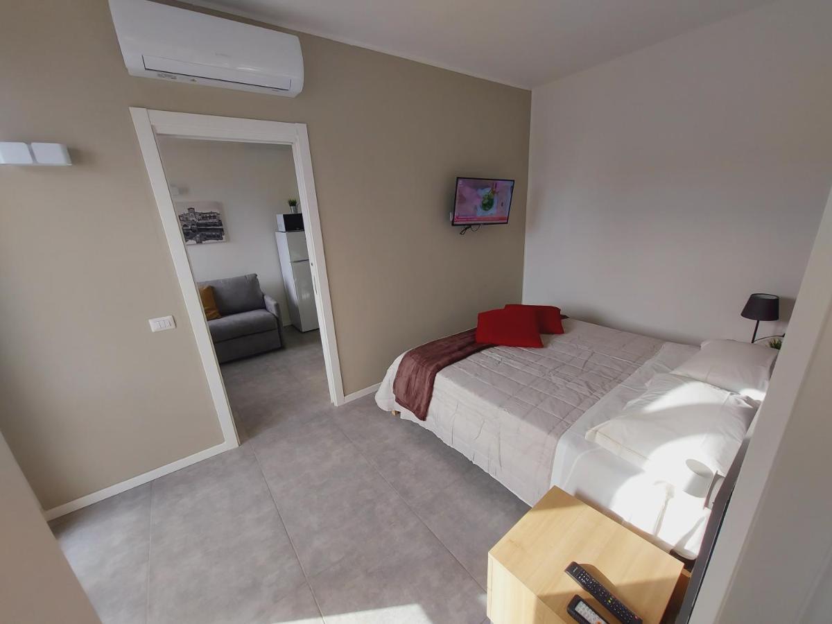 Residenza Delizia Camere & Appartamenti "Residenze Del Cuore" Verona Ngoại thất bức ảnh