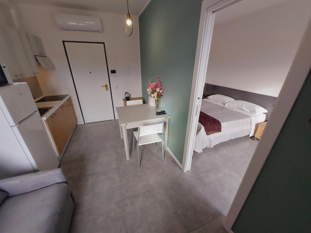 Residenza Delizia Camere & Appartamenti "Residenze Del Cuore" Verona Ngoại thất bức ảnh