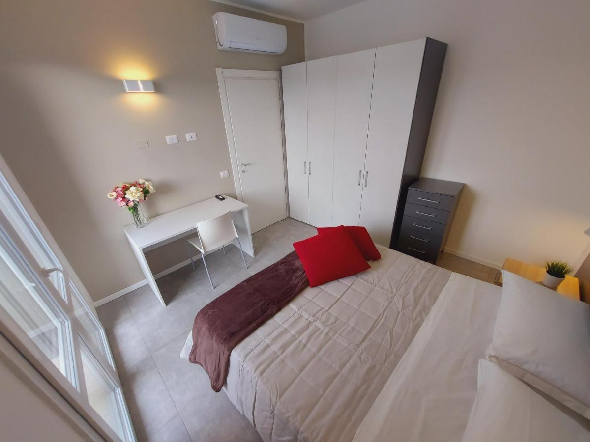Residenza Delizia Camere & Appartamenti "Residenze Del Cuore" Verona Ngoại thất bức ảnh