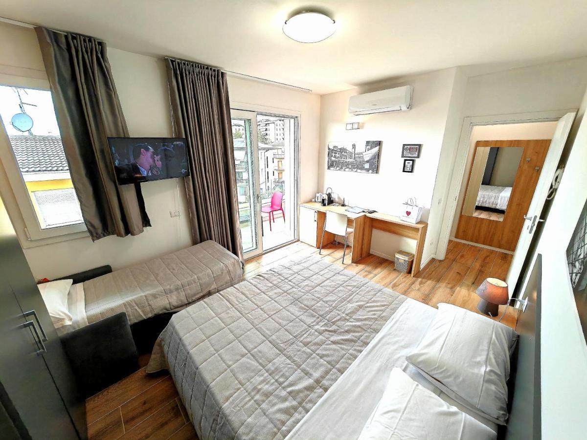 Residenza Delizia Camere & Appartamenti "Residenze Del Cuore" Verona Ngoại thất bức ảnh