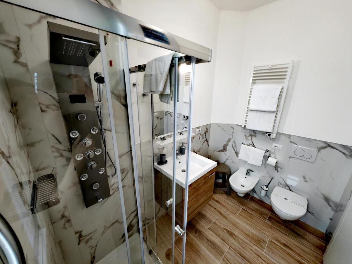 Residenza Delizia Camere & Appartamenti "Residenze Del Cuore" Verona Ngoại thất bức ảnh